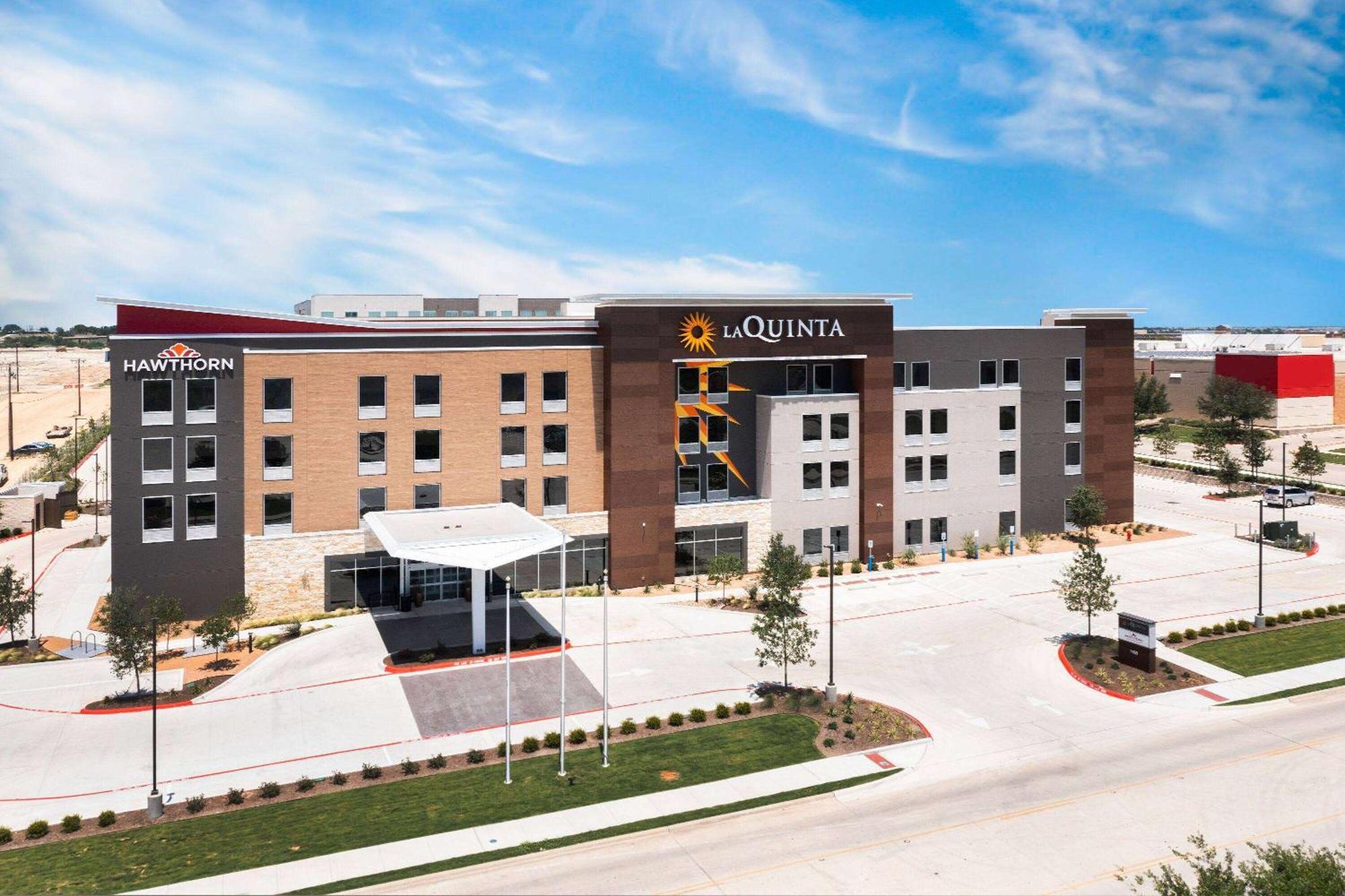 Hawthorn Extended Stay By Wyndham Флюгервил Екстериор снимка
